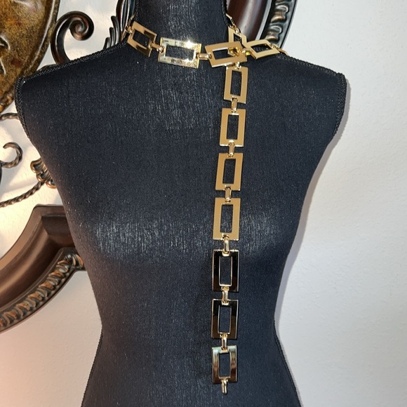 ESCADA Women’s Gilded Gold Geometric Luxury Elegance Classic Adjustable Belt - Picture 5 of 9